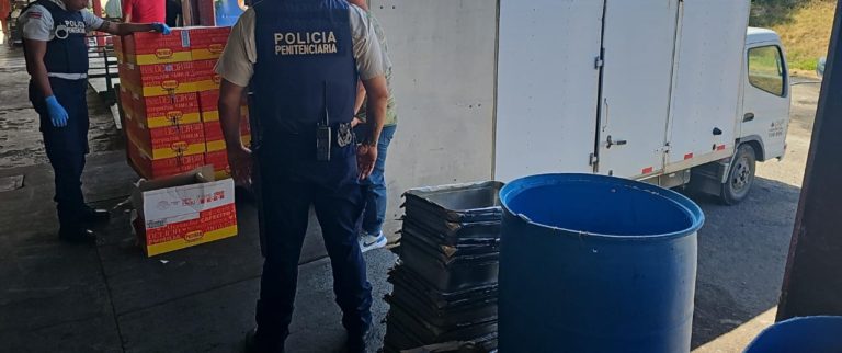 Policía penitenciaria detiene droga en camión del CNP que iba a ingresar al CAI Jorge Arturo Montero