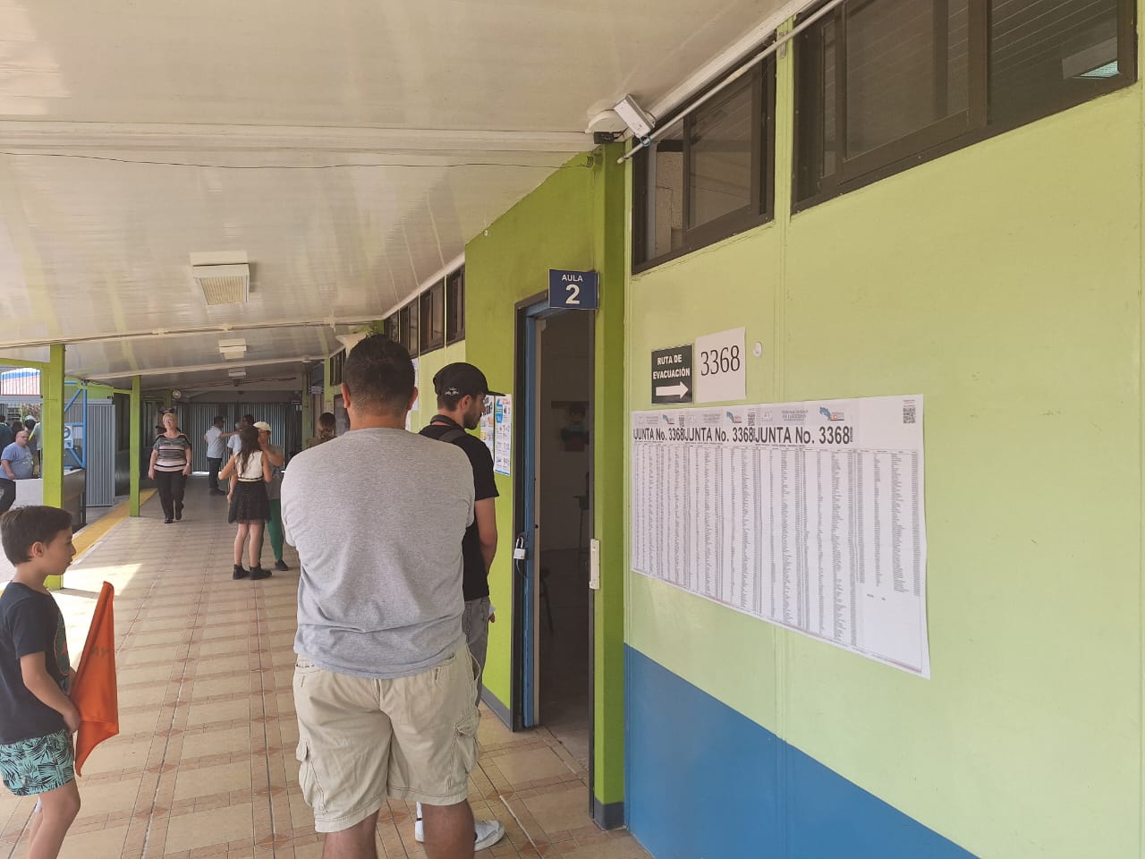 Imagen principal del artículo: Tribunal Supremo de Elecciones: "Hoy Costa Rica ha vuelto a votar en calma y en paz"