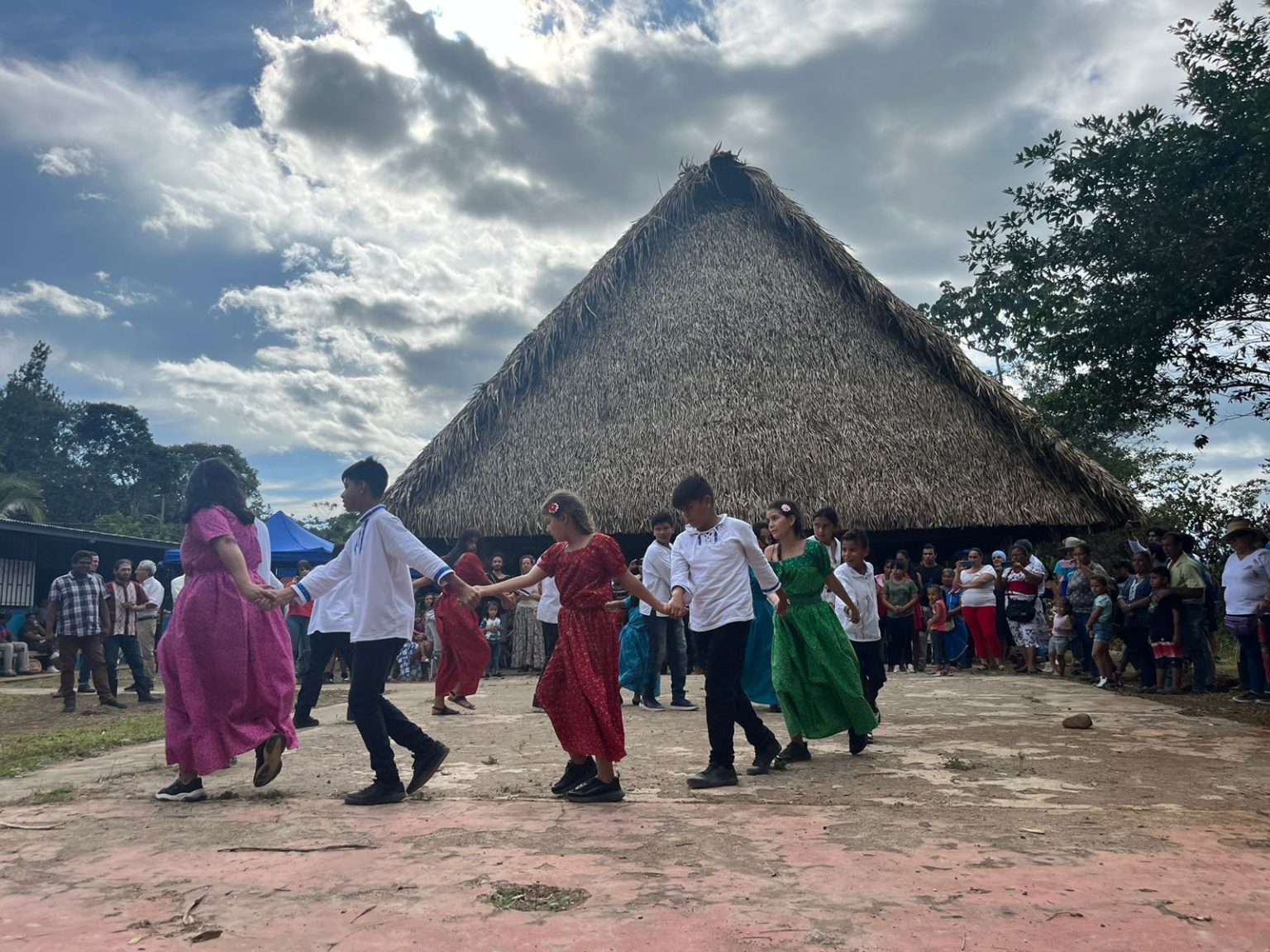 Imagen principal del artículo: Músicos nacionales estrenan canción dedicada al pueblo indígena Brörán