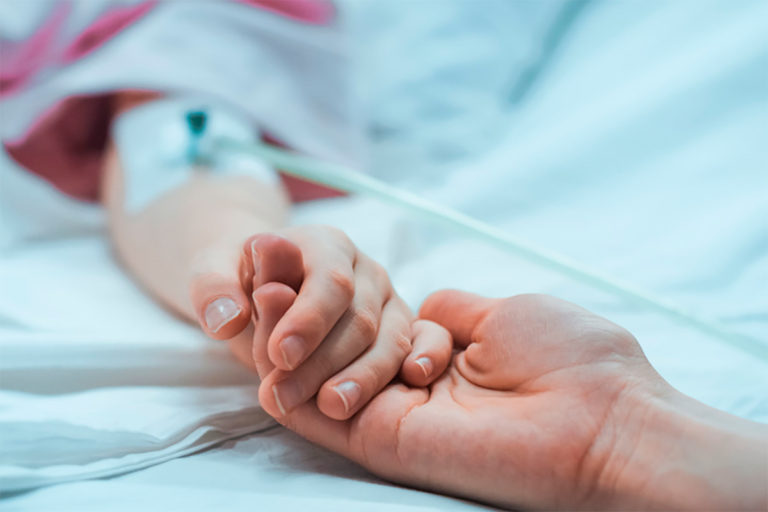 Especialistas llaman a apoyar políticas para proteger a pacientes con enfermedades raras