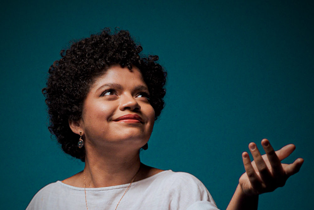 Imagen principal del artículo: Ceshia Ubau presenta su nuevo sencillo y video: "Marzo 2020"