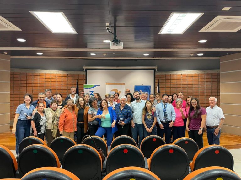 Alcaldes de Cartago y Oreamuno piden apoyo para convertirse en la primera provincia compasiva