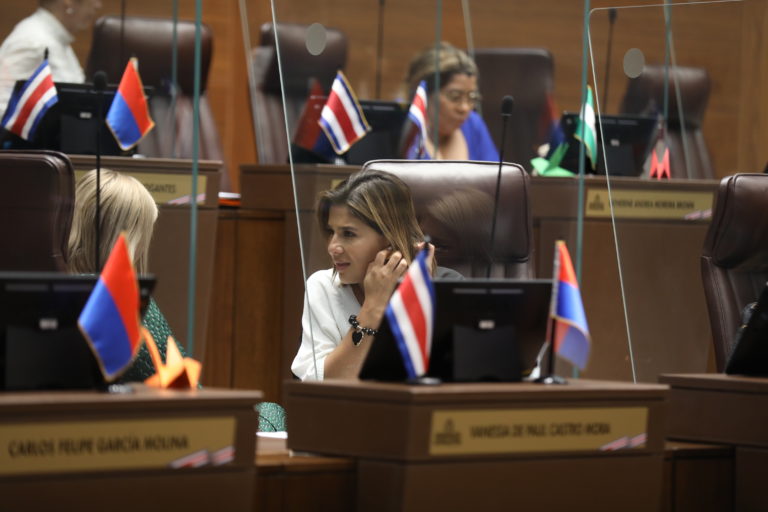 Diputada socialcristiana impulsa quitarle la autonomía constitucional de gobierno a la CCSS