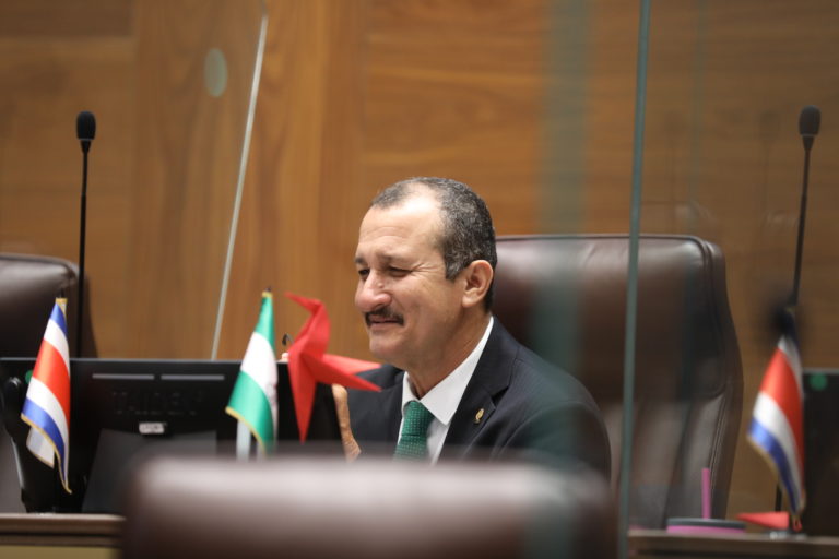 Diputado liberacionista presenta proyecto que plantea saneamiento ambiental y turismo sostenible en Crucitas