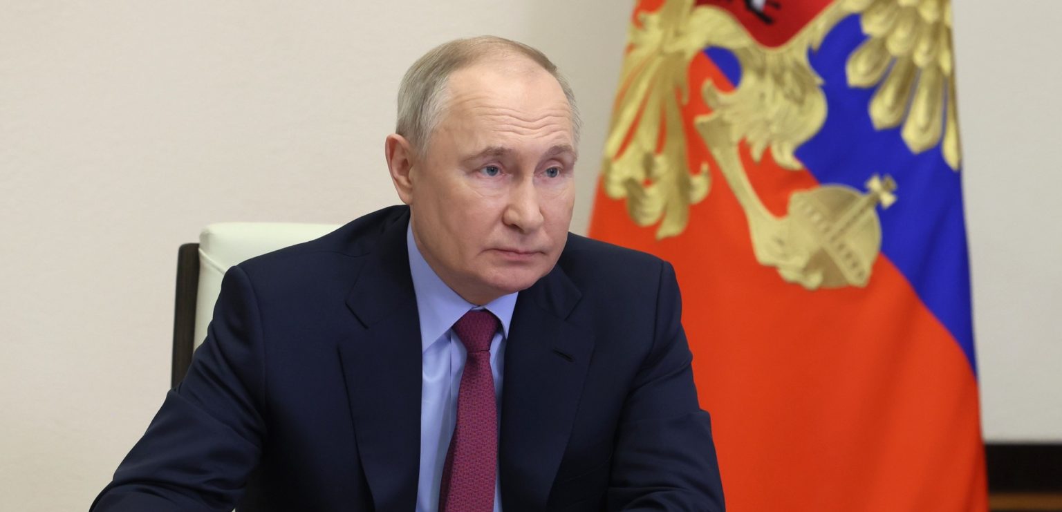 Imagen principal del artículo: Rusia arranca hoy elecciones con Putin como favorito para quedarse en el poder hasta 2030