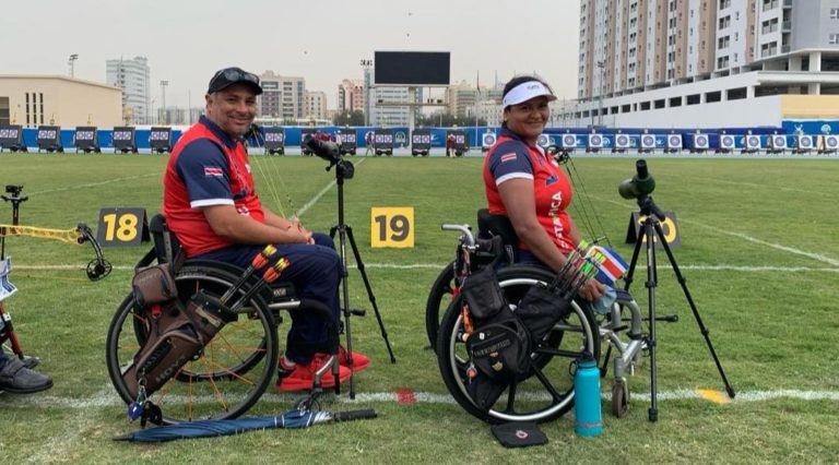 Pilar Riveros y Diego Quesada inician la temporada 2024 con un noveno lugar en Emiratos Árabes Unidos