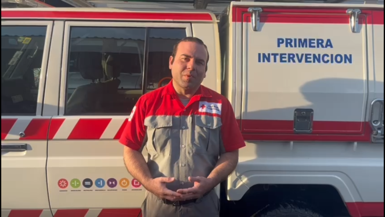 Autobús con más de 40 personas cae a guindo en Nacascolo de Liberia