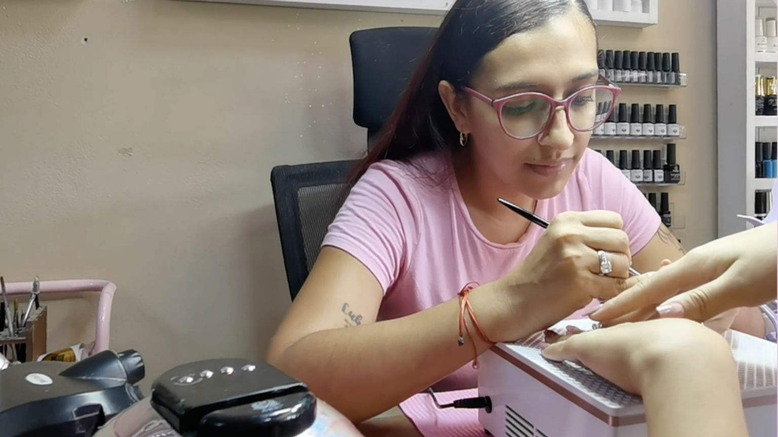 Imagen principal del artículo: La Fundación Costa Rica Canadá brinda facilidades a trabajadores no asalariados para financiar distintas necesidades