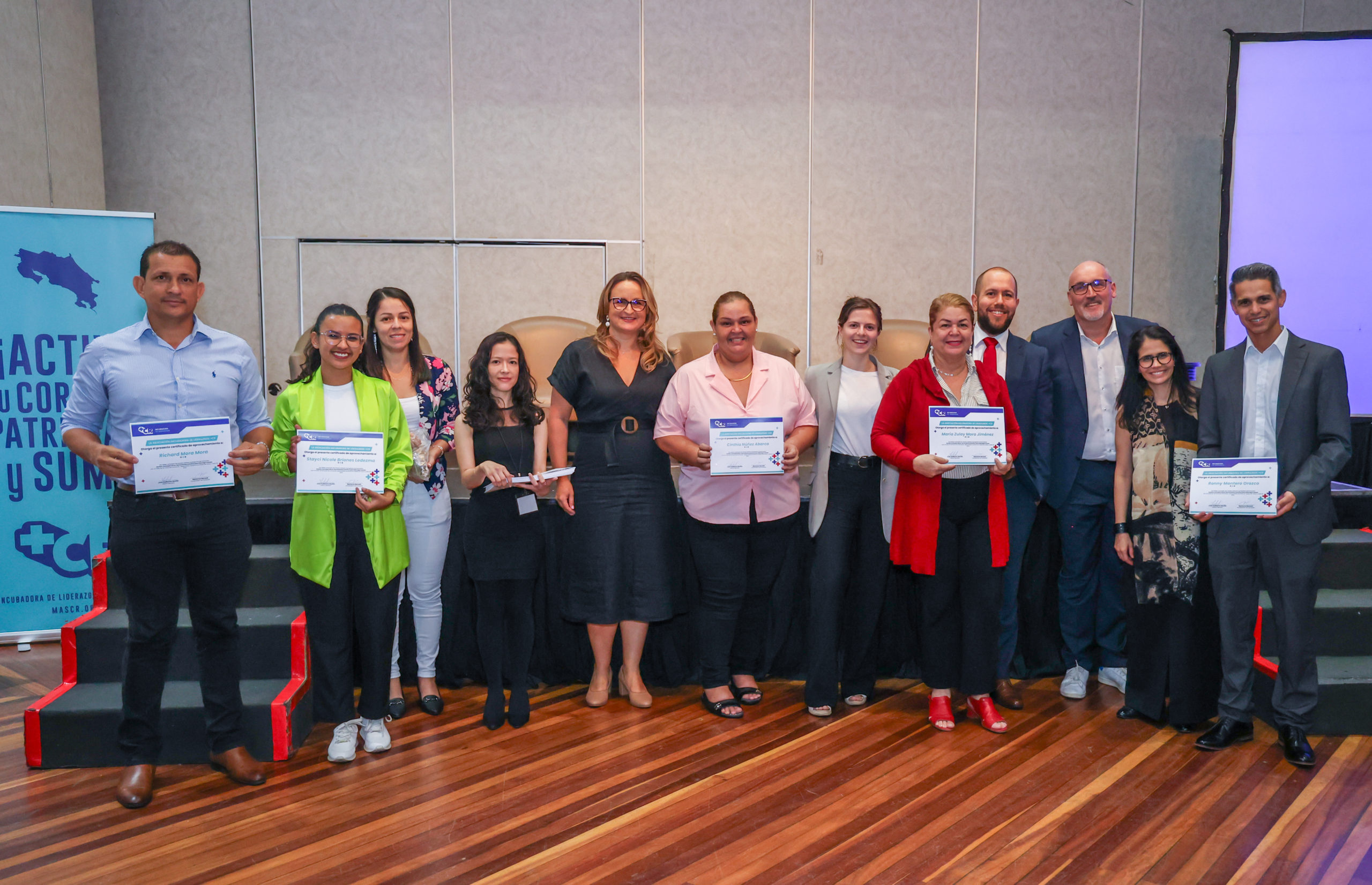 Imagen principal del artículo: Incubadora +Costa Rica graduó a 79 personas de su programa de formación de liderazgos municipales