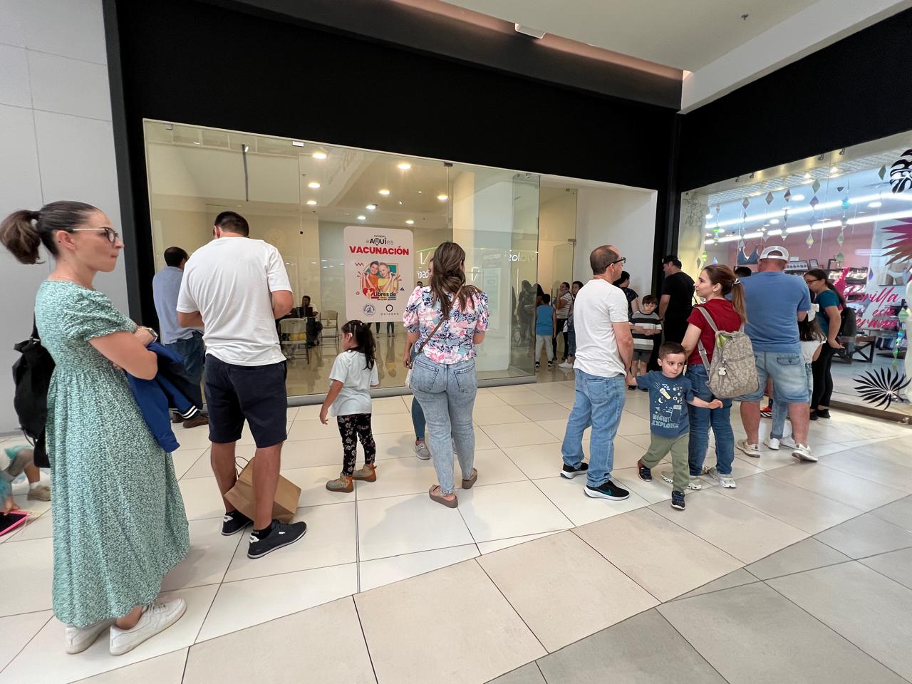 Imagen principal del artículo: Oxígeno habilita vacunatorios contra el sarampión, la rubéola y las paperas