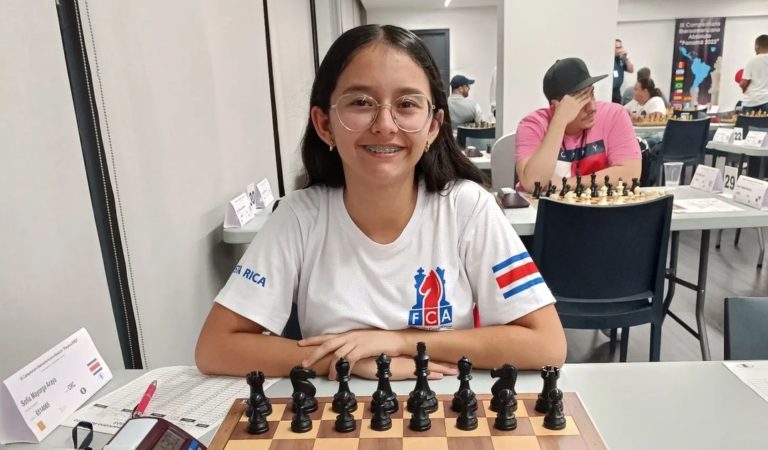 Ajedrecista tica Sofía Mayorga es la más joven de Centroamérica en recibir título de la FIDE