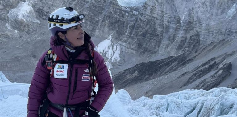 Ligia Madrigal supera complicado trayecto durante el ascenso final hacia la cima del Everest