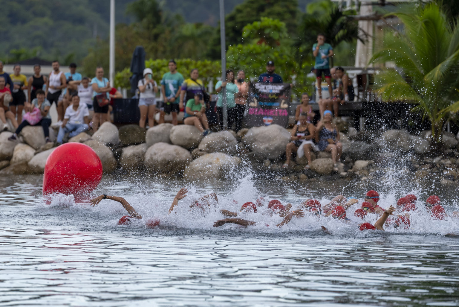 Imagen principal del artículo: Se definieron los campeones nacionales 2024 de triatlón