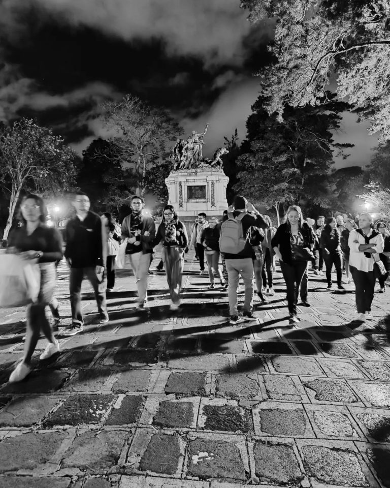 ChepeCletas invita a caminar por las calles de San José en busca del lado fotogénico de la ciudad