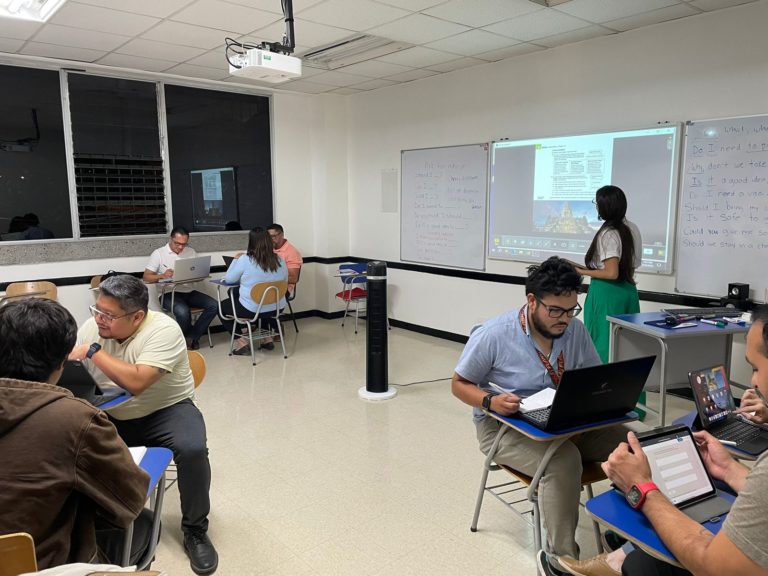 Centro Cultural Costarricense Norteamericano anuncia 50 nuevos empleos para profesores de inglés
