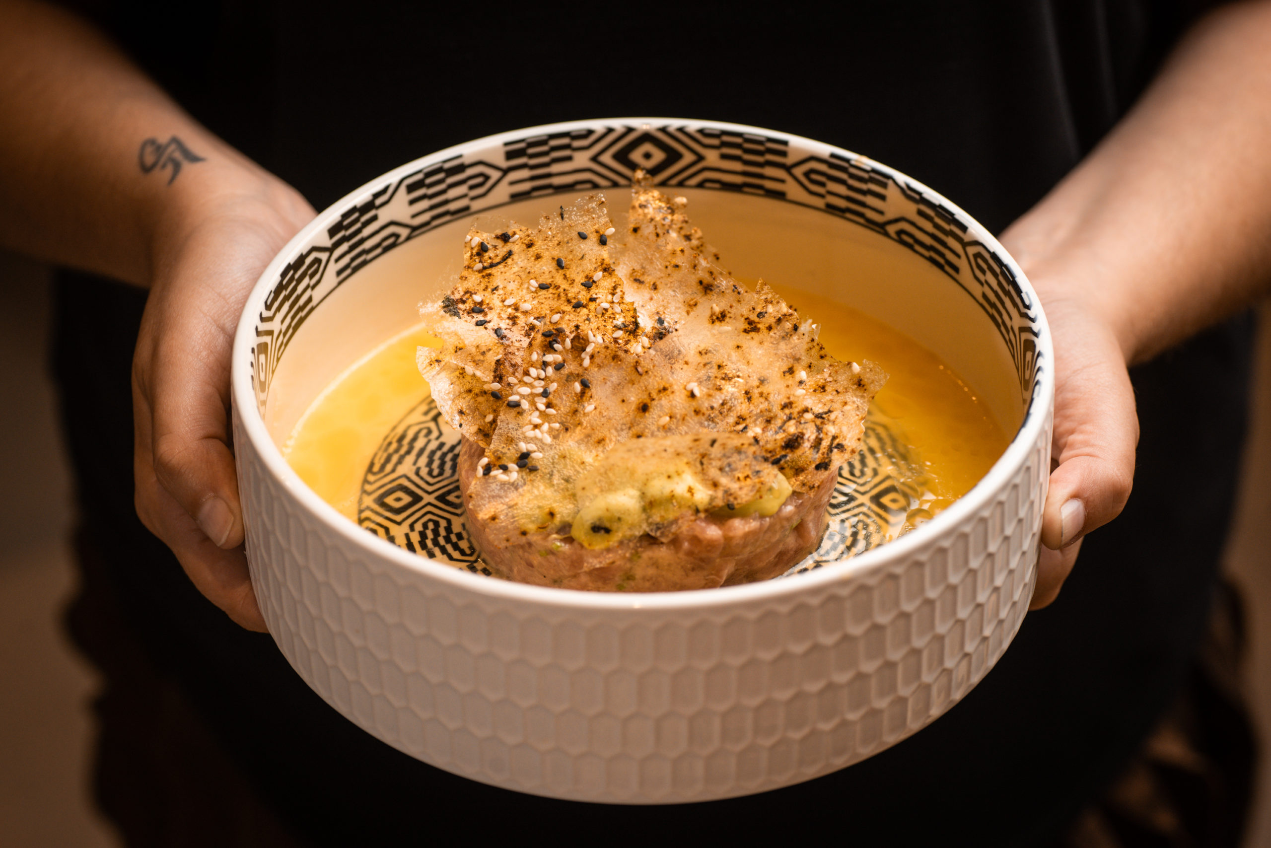 Imagen principal del artículo: Crudo Izakaya: El nuevo restaurante que fusiona sabores japoneses y latinoamericanos