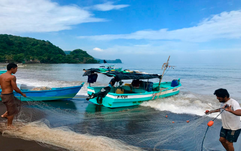 Pescadores artesanales mesoamericanos alzaron la voz en el evento de Océanos "Inmersos en el Cambio"