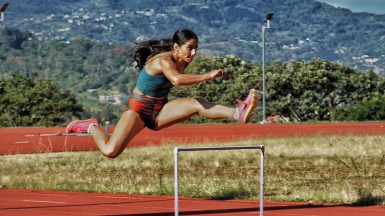 Atleta tica Daniela Rojas consigue la mejor marca de la temporada y se acerca a París 2024