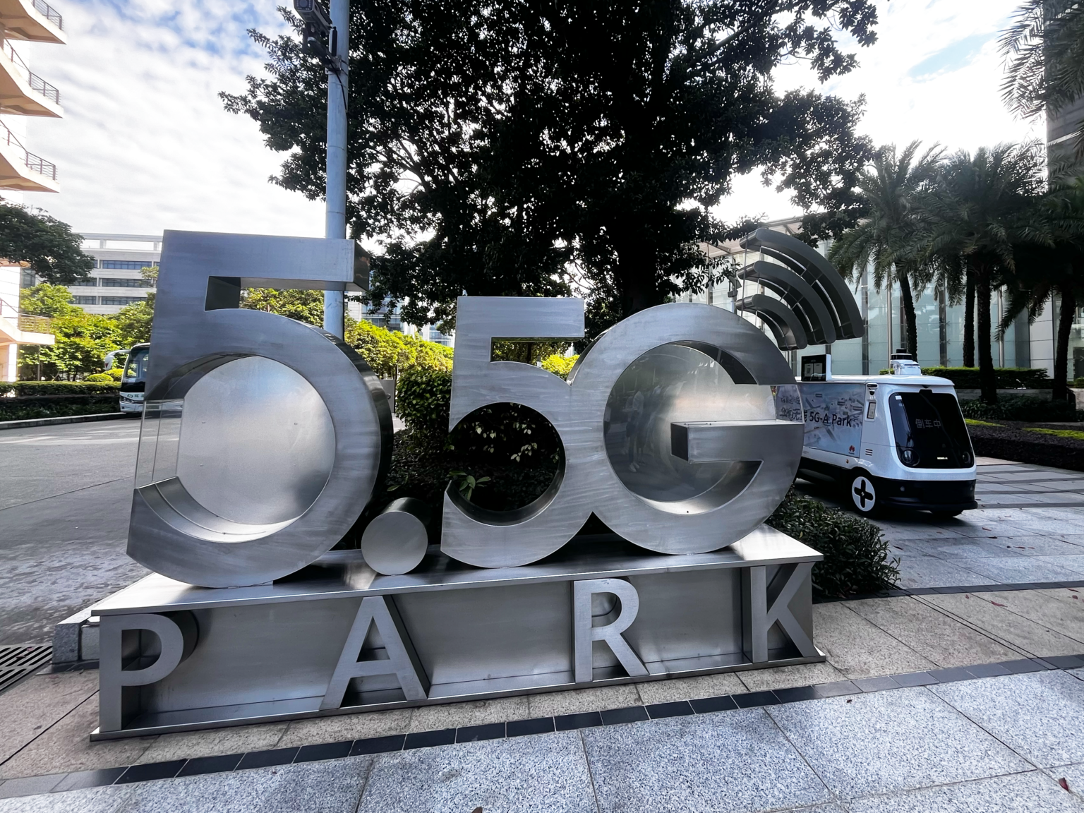 Imagen principal del artículo: De Shenzhen a San José ¿qué es la red 5G y qué falta para que llegue a Costa Rica?