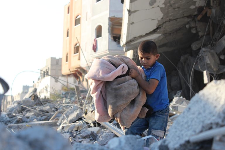 Save the Children: más de 20 mil niños están desaparecidos en Gaza