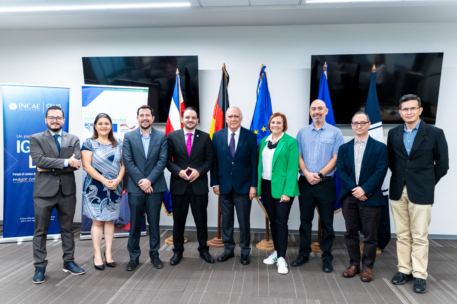 Imagen principal del artículo: INCAE y el BCIE firman convenio para fortalecer proyectos sostenibles