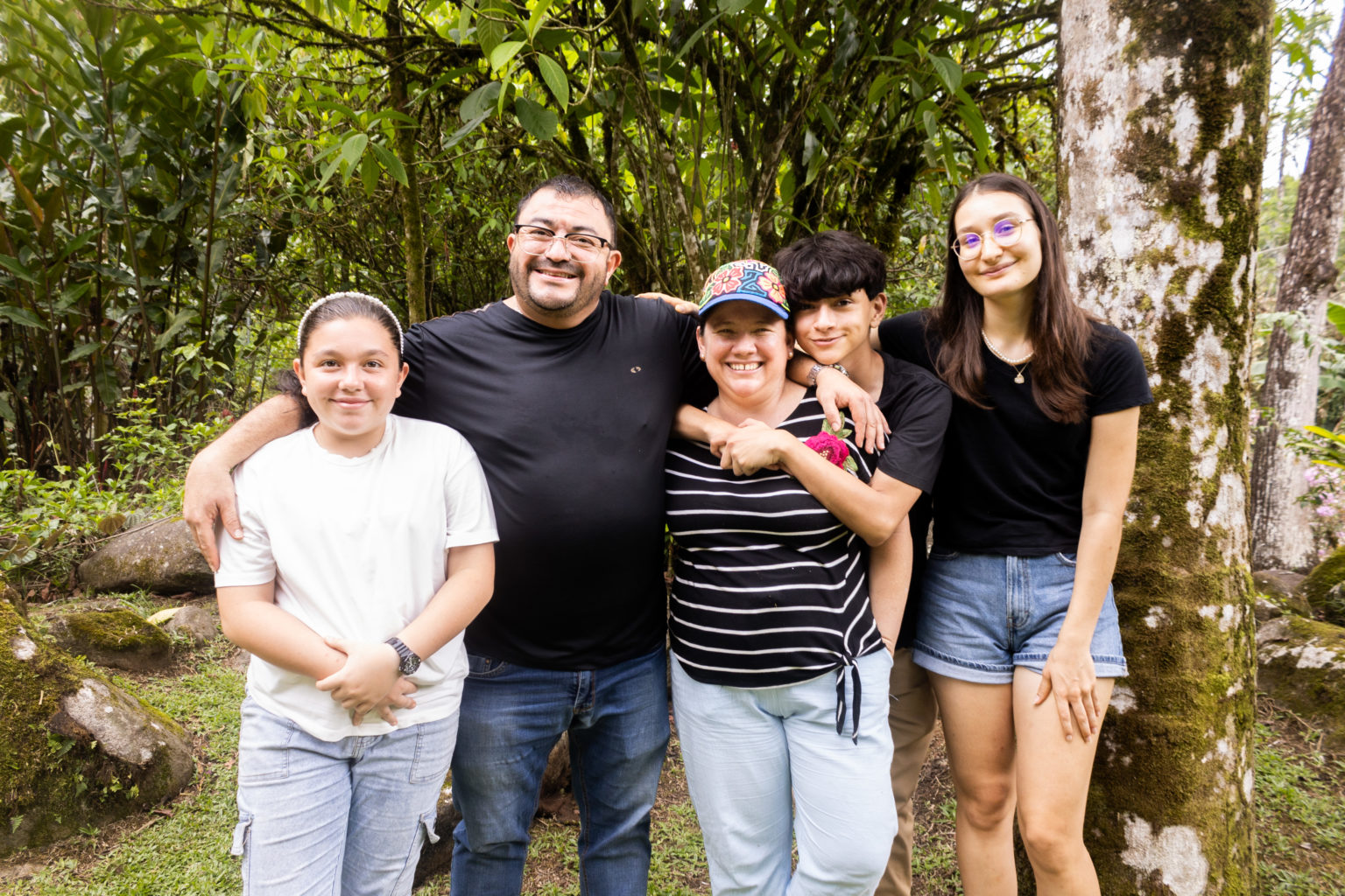Imagen principal del artículo: AFS invita a familias a convertirse en anfitrionas de estudiantes internacionales