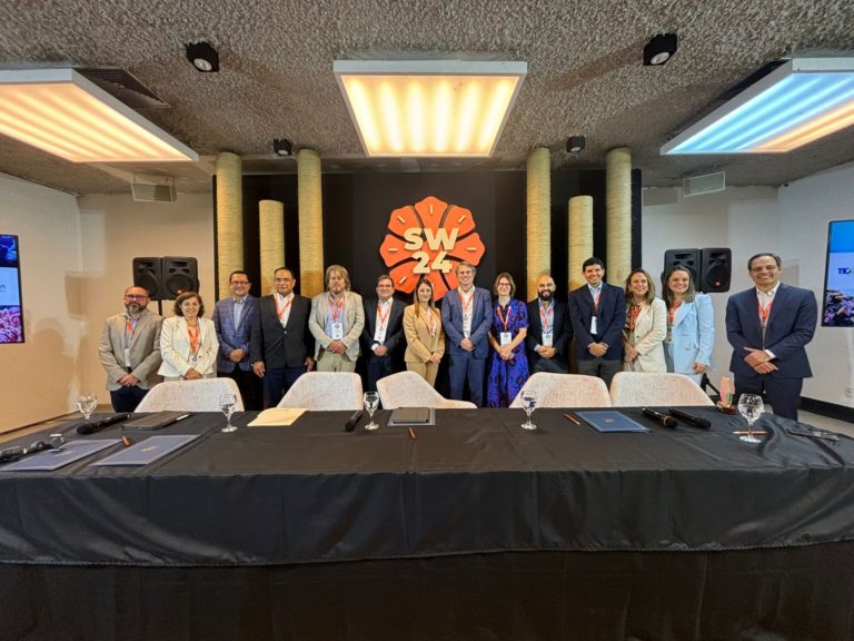 Banco Nacional y BID Invest anuncian bono azul para financiar proyectos para la conservación del ambiente marino y costero