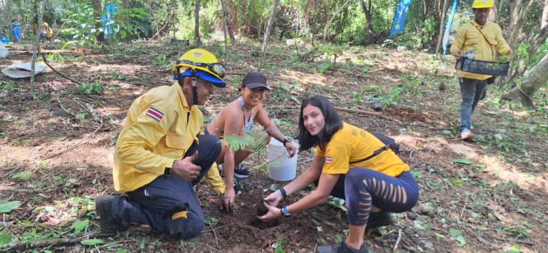 Proyecto de reforestación generará empleos verdes en Guanacaste