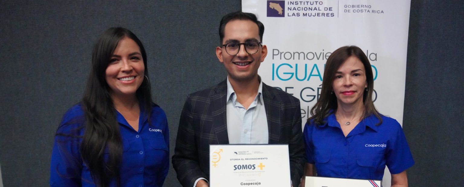 Imagen principal del artículo: Coopecaja recibe premio por buenas prácticas laborales para la igualdad de género