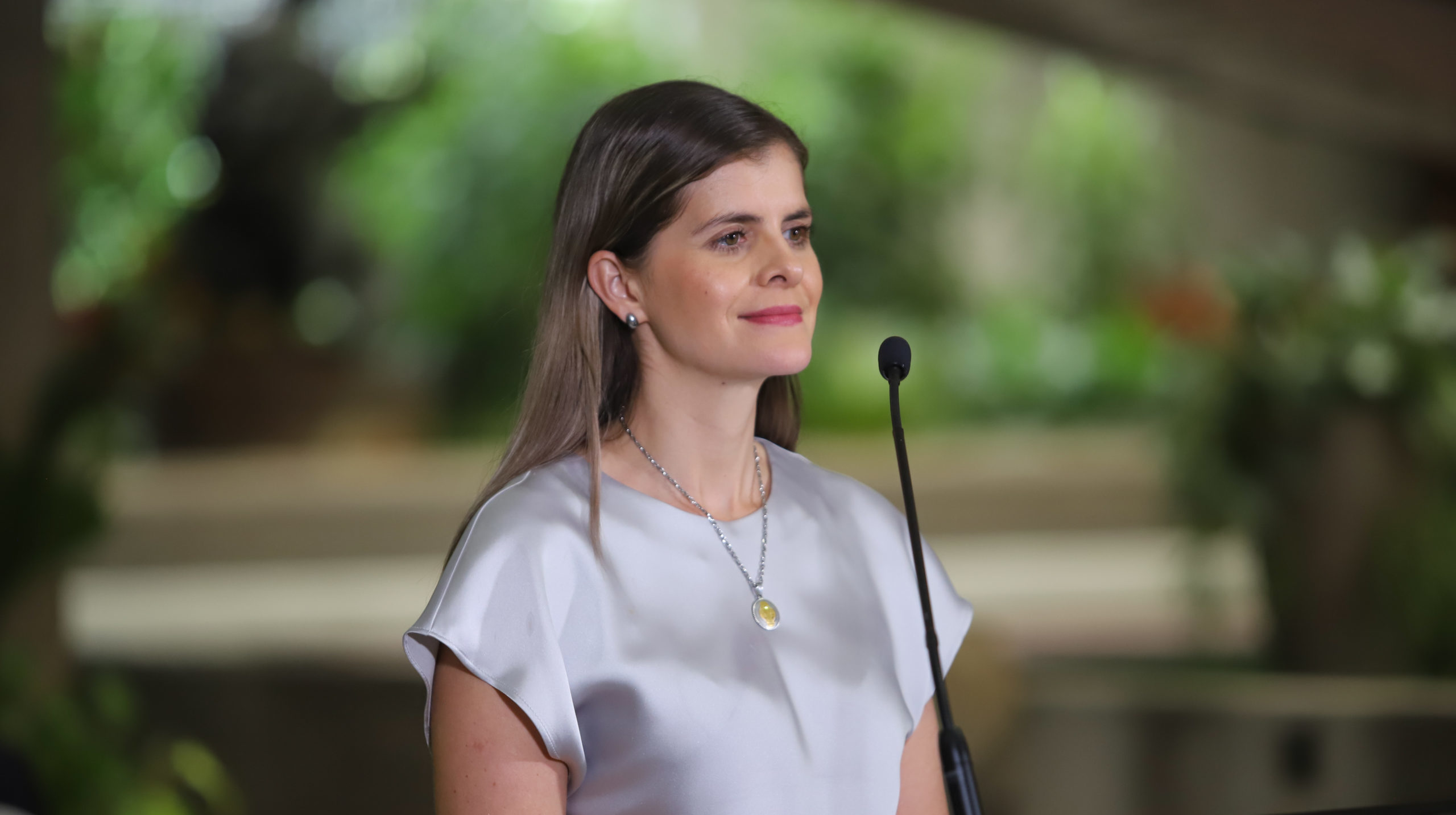 Imagen principal del artículo: CIEP: apoyo a Laura Fernández supera a las personas indecisas y alcanza el 40%