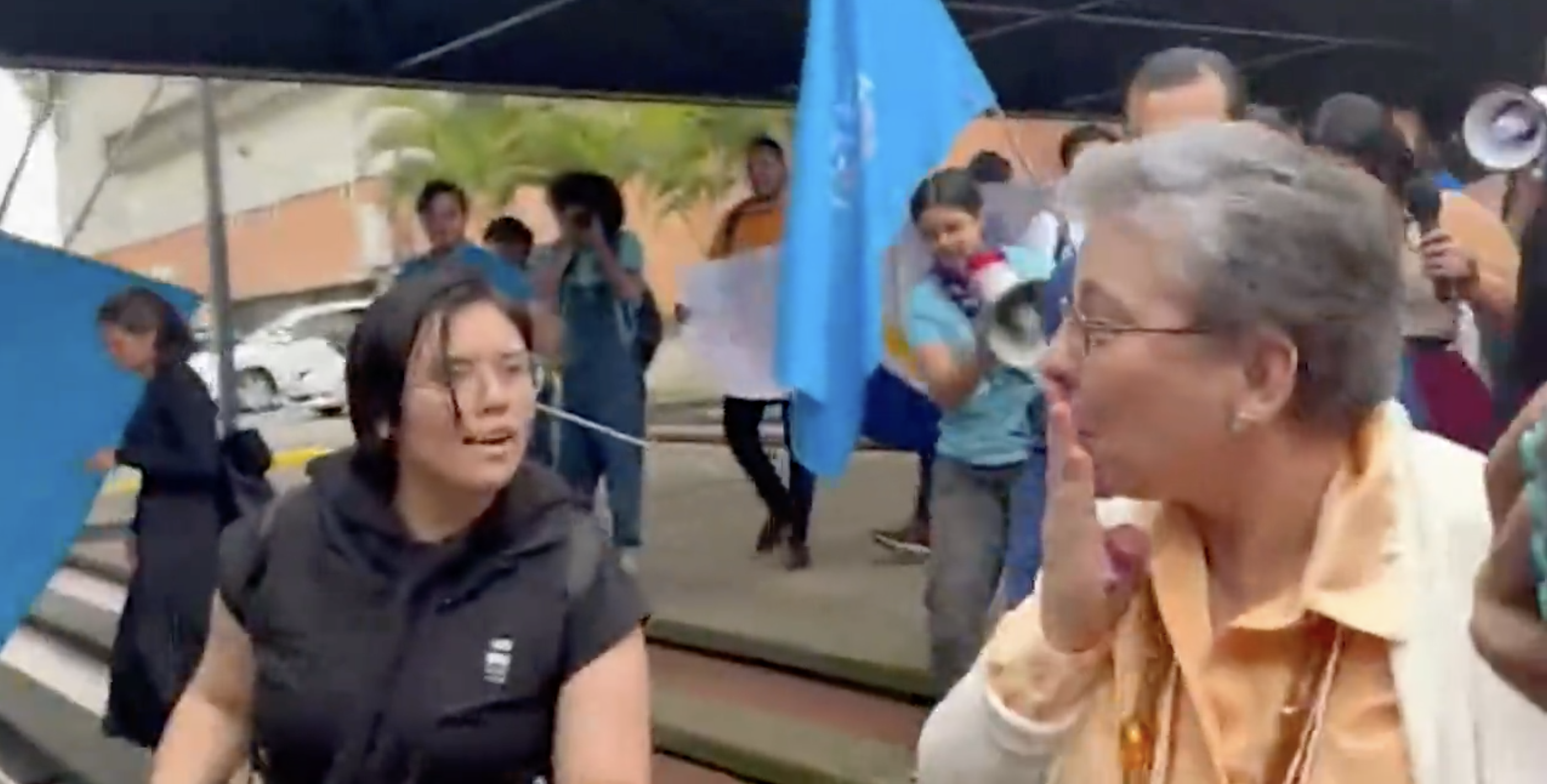 Imagen principal del artículo: De ministras, estudiantes y agresiones