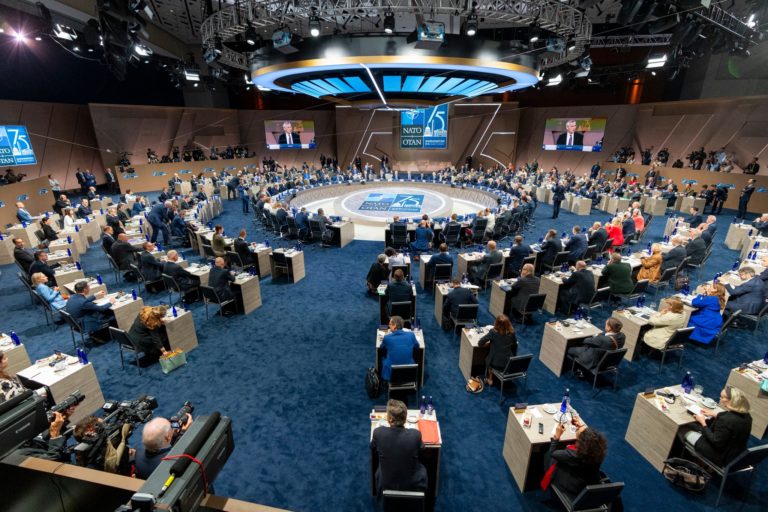 Tensión en Europa luego de que Alemania y Estados Unidos acordaran desplegar almas de largo alcance en territorio germano