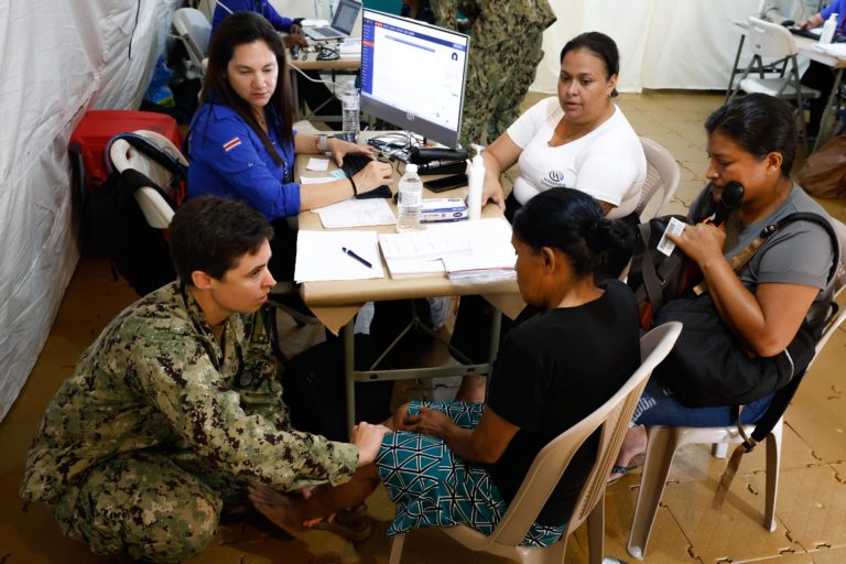 Misión humanitaria estadounidense dio atención médica a 3523 personas en Limón