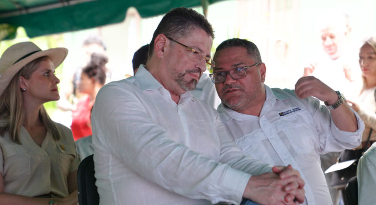 El Jobo: Round cien mil