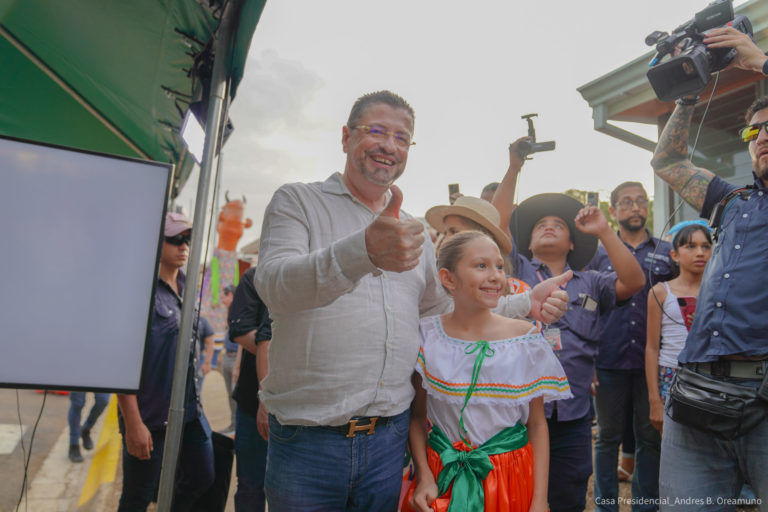 Chaves, Patey y una entrevista indescifrable