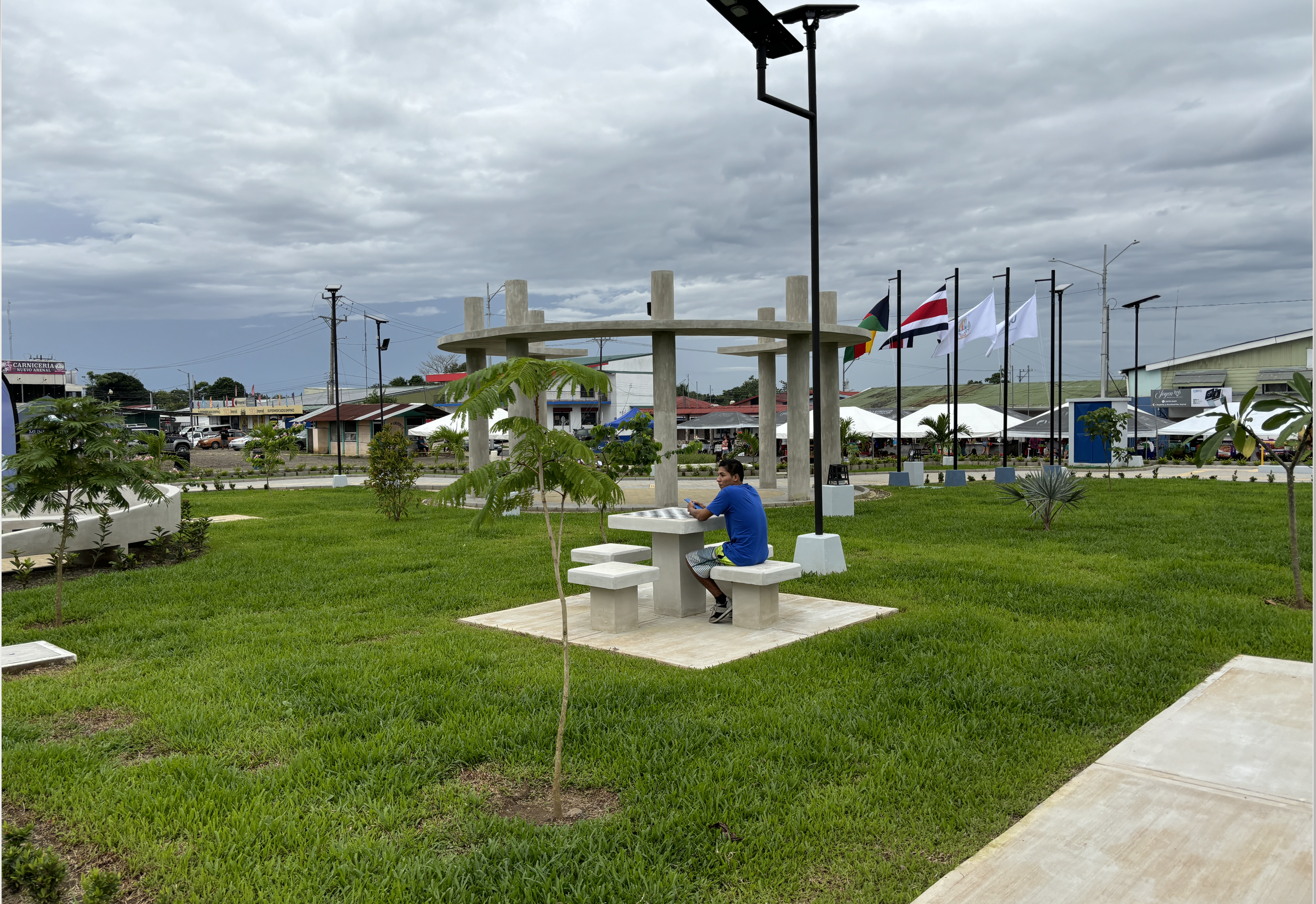 Imagen principal del artículo: 16.000 upaleños se benefician con obras del bono comunal