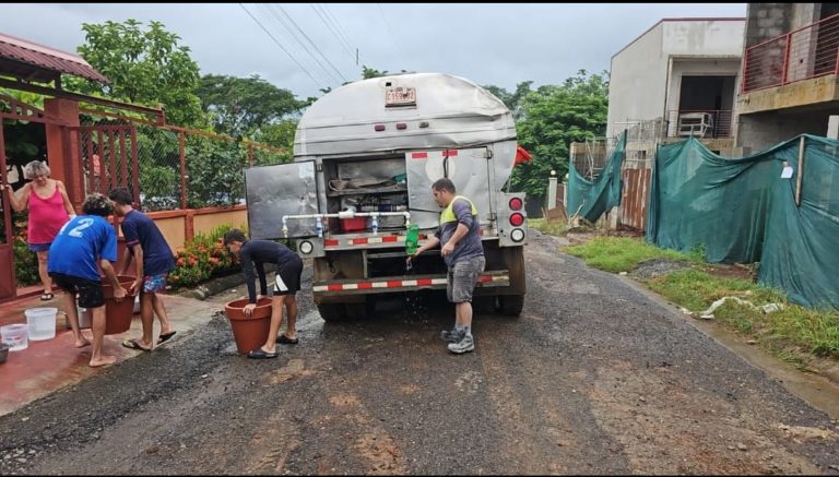Aresep investiga derrame de fungicida en Puntarenas