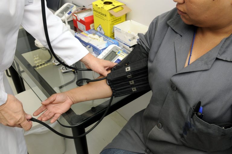 Recomendaciones médicas privadas vs. incapacidades: ¿cuáles son reconocidas por la legislación laboral costarricense?