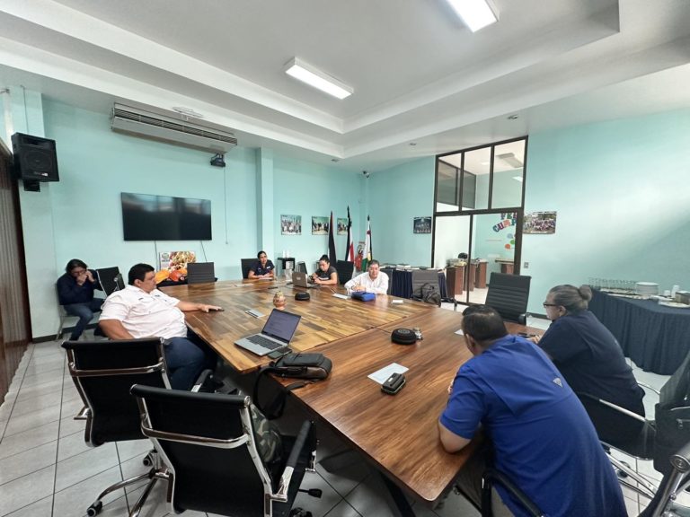 Dinadeco exige a organizaciones comunales claridad en el manejo de fondos públicos