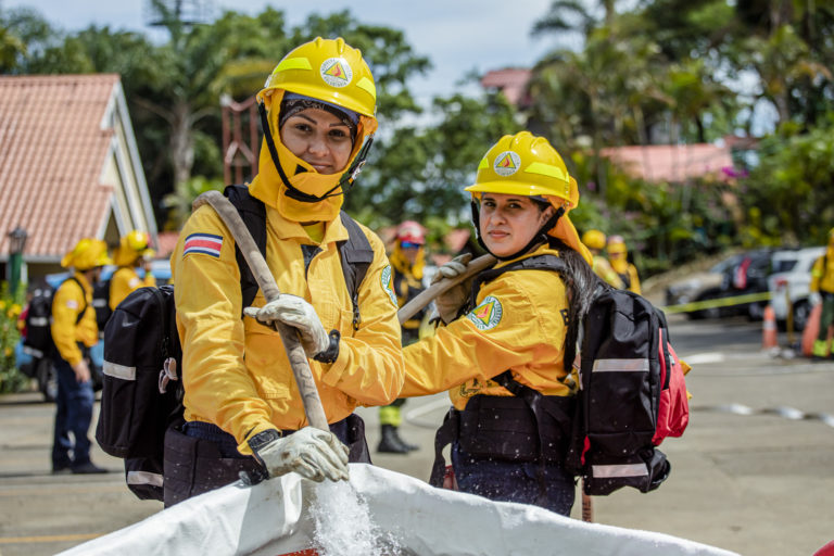 Bomberas forestales de Costa Rica celebran su primer encuentro nacional