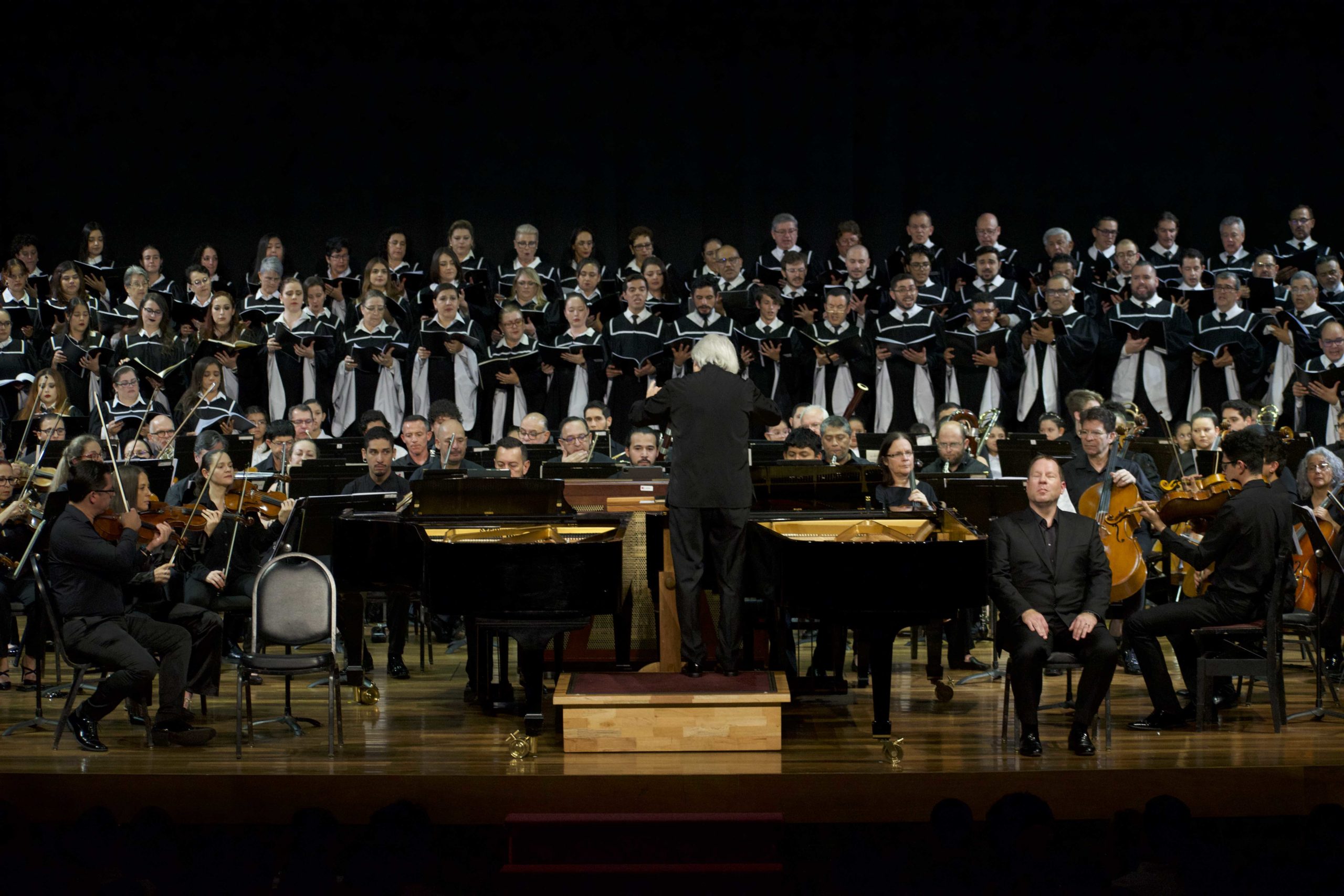 Imagen principal del artículo: Coro Sinfónico Nacional celebrará 50 años con María Jesús Castro y la OSNCR