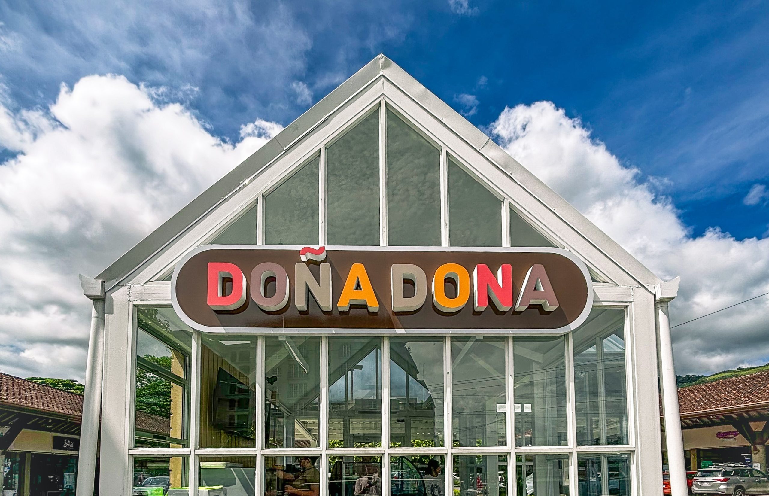 Imagen principal del artículo: Doña Dona abre su local número 15 y planea cerrar el año con 20 puntos de venta