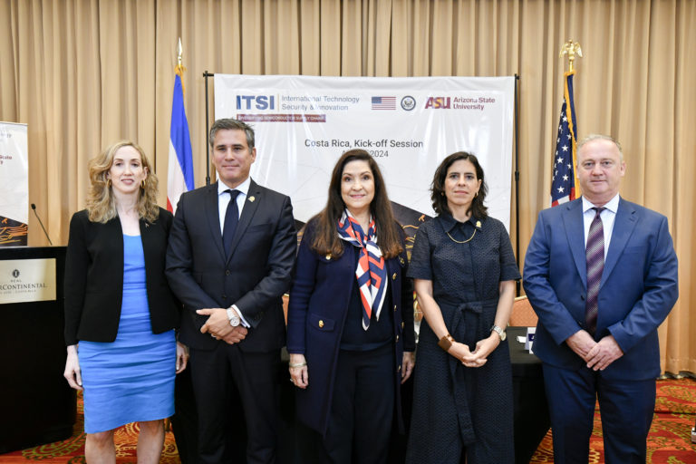 Realizan los primeros talleres de semiconductores sobre desarrollo de talento humano y políticas públicas