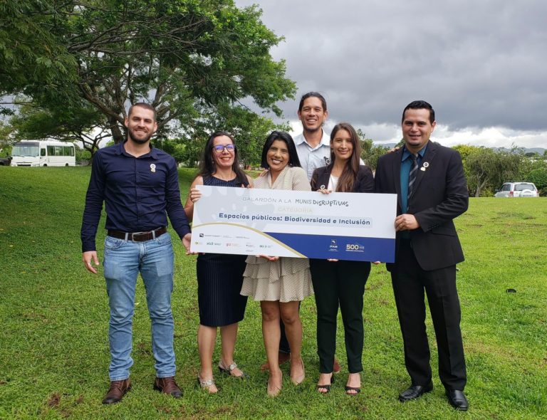 Monteverde gana premio para desarrollar una avenida verde e inclusiva