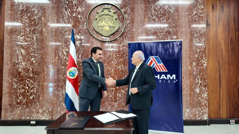 Poder Judicial y AmCham firman convenio contra el comercio ilícito en el país