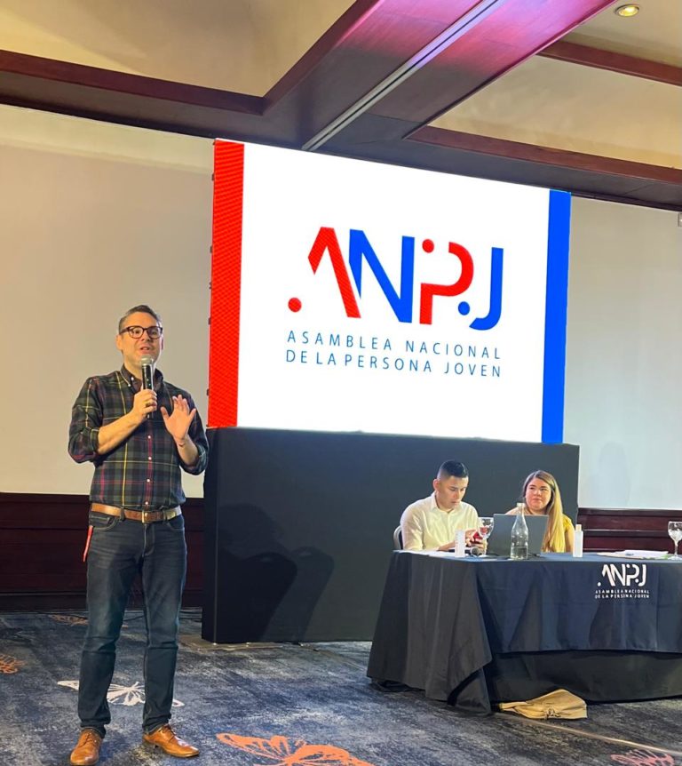 Juventud y Ministerio de Cultura firman compromiso para elaborar nueva política pública