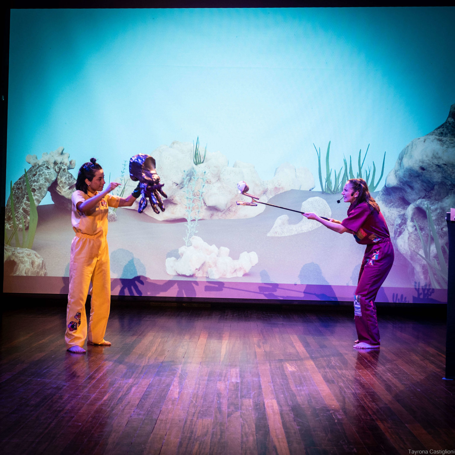 Imagen principal del artículo: Teatro Atahualpa del Cioppo tendrá tres funciones de “Tiliches, Chunches y Otros Cachivaches”