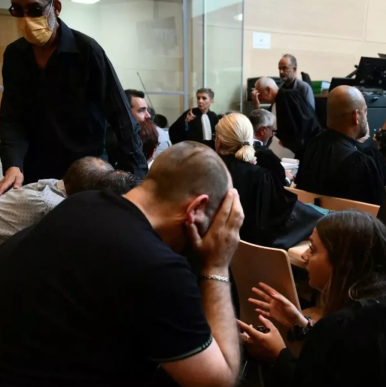 Inicia juicio contra 51 hombres acusados de violar a una mujer drogada durante casi diez años en Francia