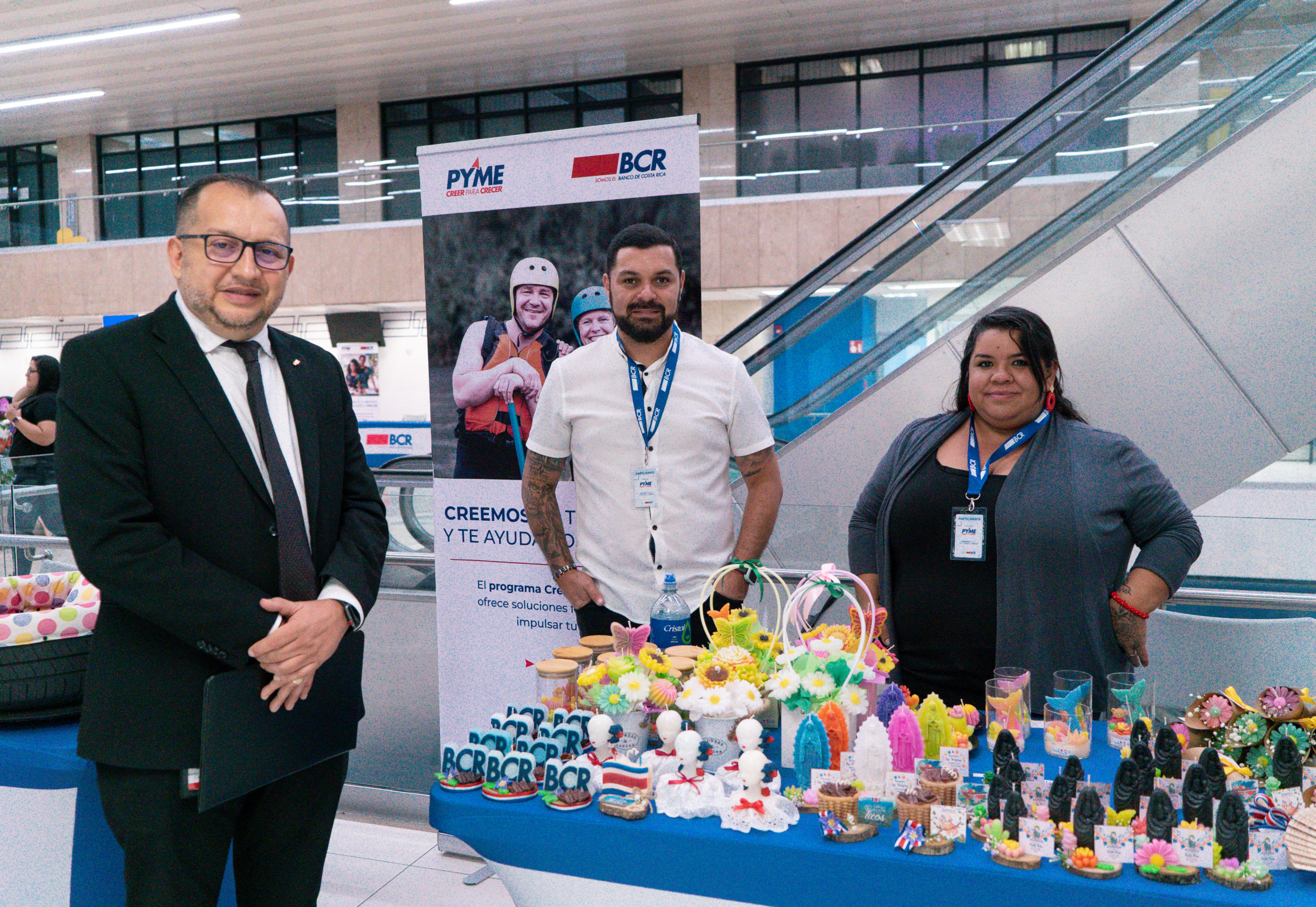 Imagen principal del artículo: BCR celebra la Independencia impulsando a micro, pequeñas y medianas empresas