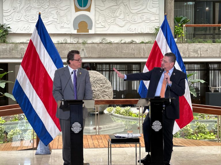 PEN: Decisiones gubernamentales erosionan la gestión ambiental y debilitan el criterio técnico